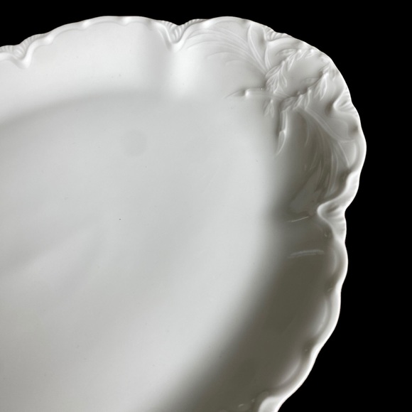 HAVILAND Vintage White Oval Platter With Scalloped Edge, Made in France - Picture 2 of 11